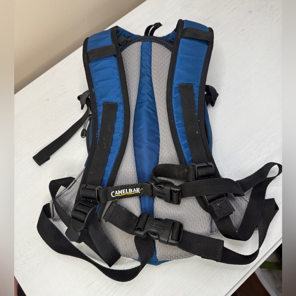 Camelbak Mini Mule Hydration Backpack 1.5L - No bladder - Picture 7 of 12